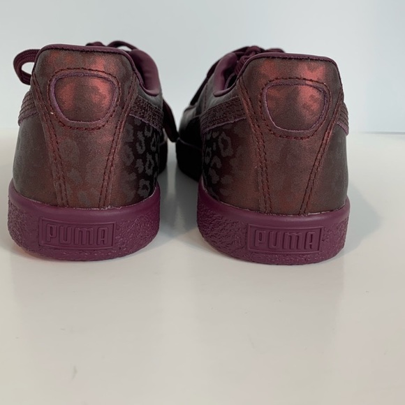 EUC Puma Clyde leopard print sneakers - Picture 4 of 11